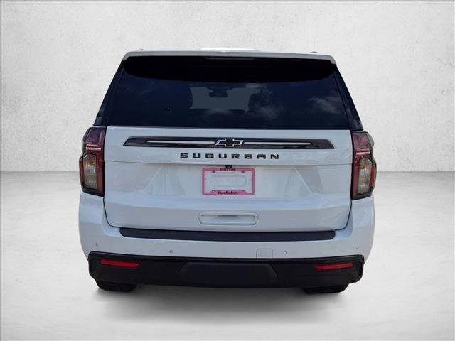 Used 2023 Chevrolet Suburban Z71 w/ Luxury Package AWD/4WD image 6