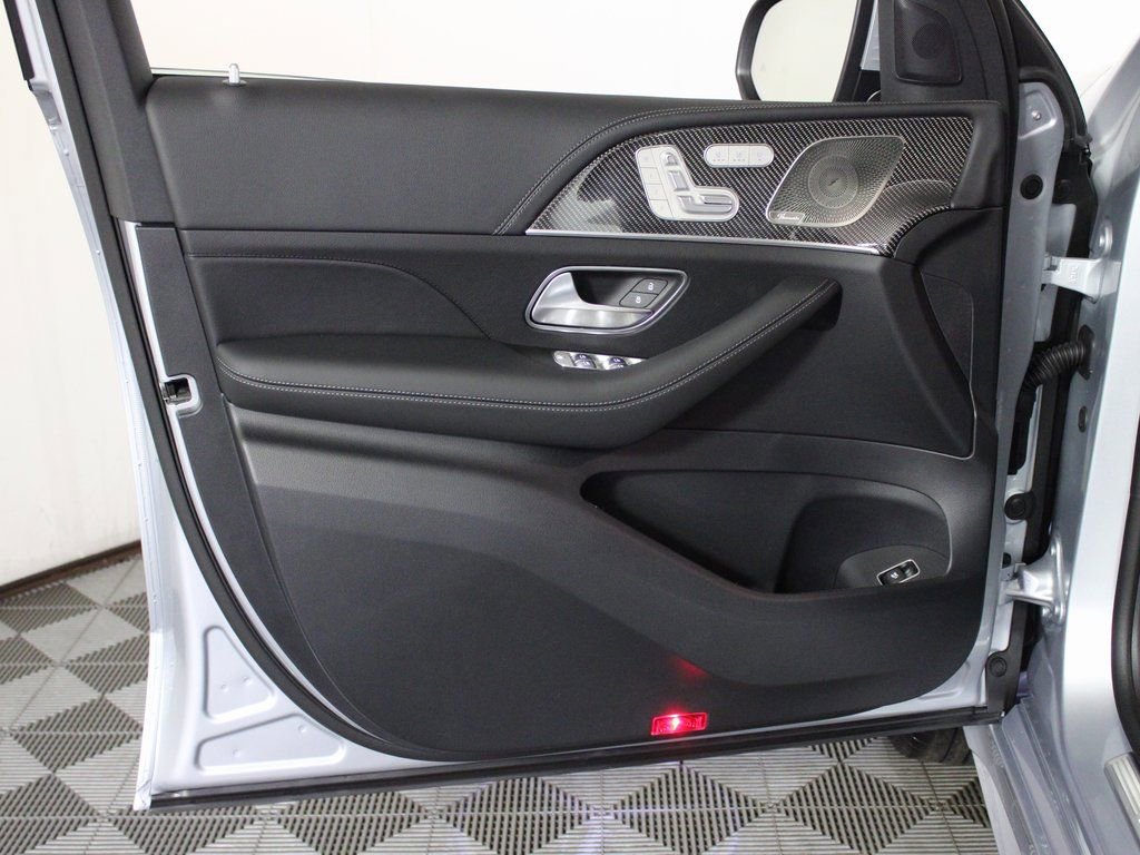 Certified 2026 Mercedes-Benz GLE 53 AMG 4MATIC image 11