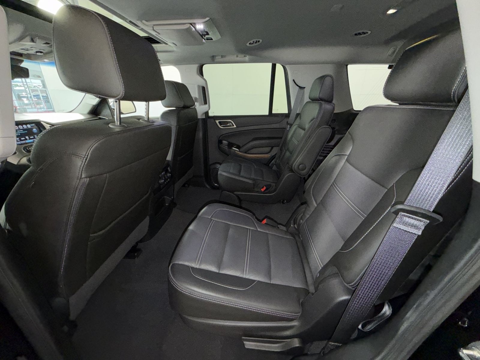 Used 2019 GMC Yukon Denali w/ Denali Ultimate Package AWD/4WD image 24