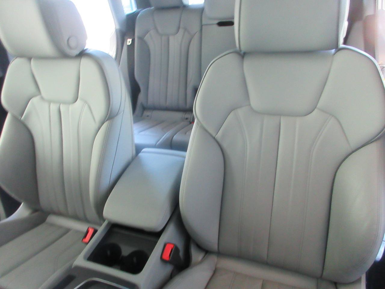 Used 2024 Audi Q5 2.0T Premium Plus w/ Premium Plus Package AWD/4WD image 18