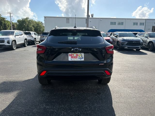 New 2026 Chevrolet Trax RS w/ Sunroof Package FWD image 9