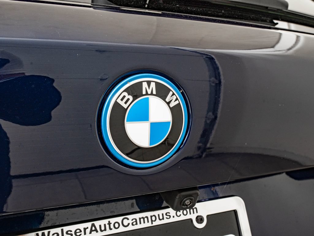New 2026 BMW X5 xDrive50e w/ M Sport Package AWD/4WD image 17