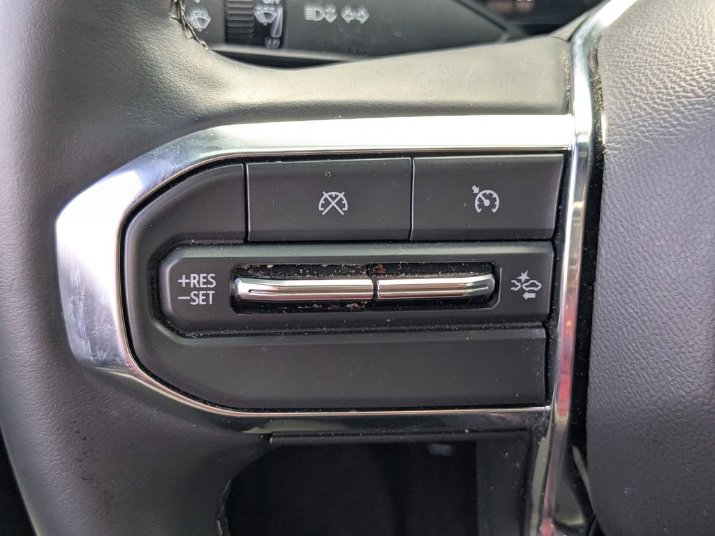 Used 2025 GMC Canyon Elevation w/ Convenience Package image 24