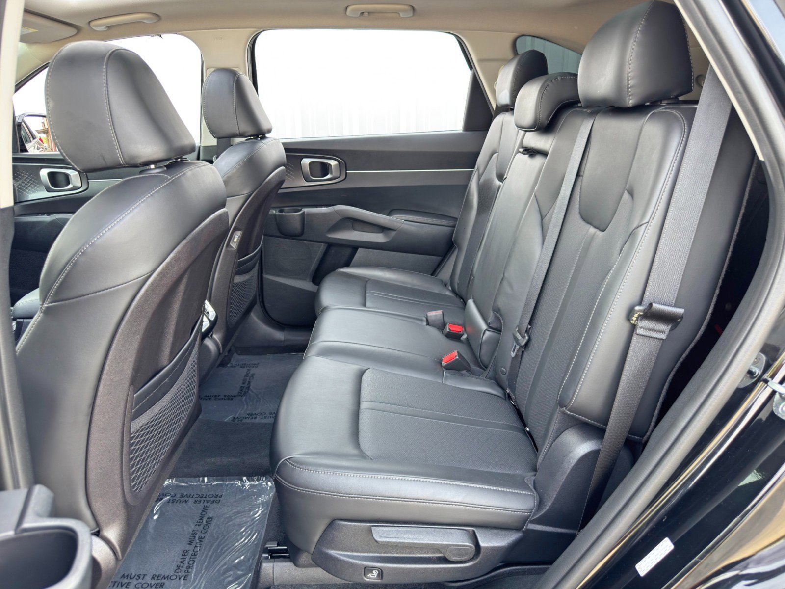 Used 2022 Kia Sorento S w/ Panoramic Sunroof Package FWD image 40