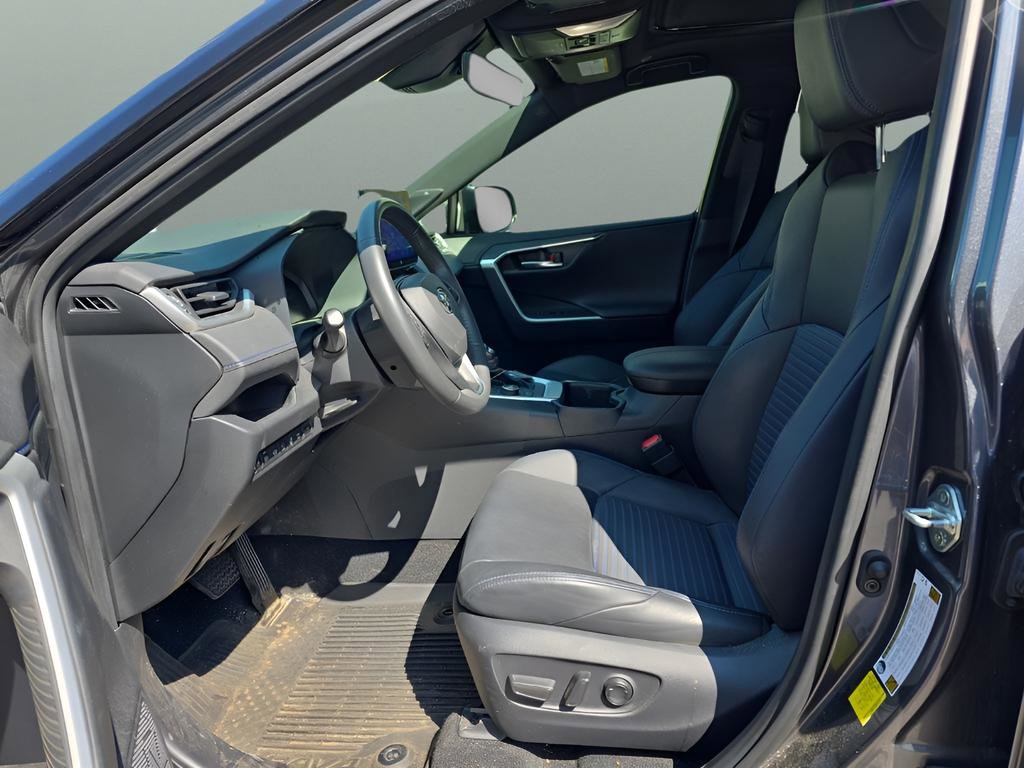 Used 2024 Toyota RAV4 XSE w/ Advanced Technology Package image 10