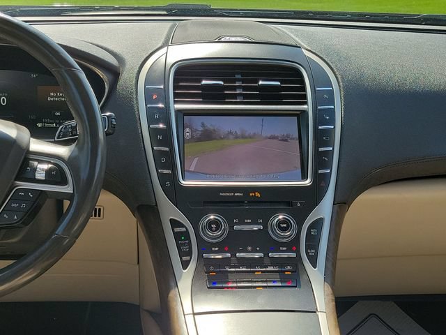 Used 2020 Lincoln Nautilus Reserve w/ Equipment Group 201A FWD image 35