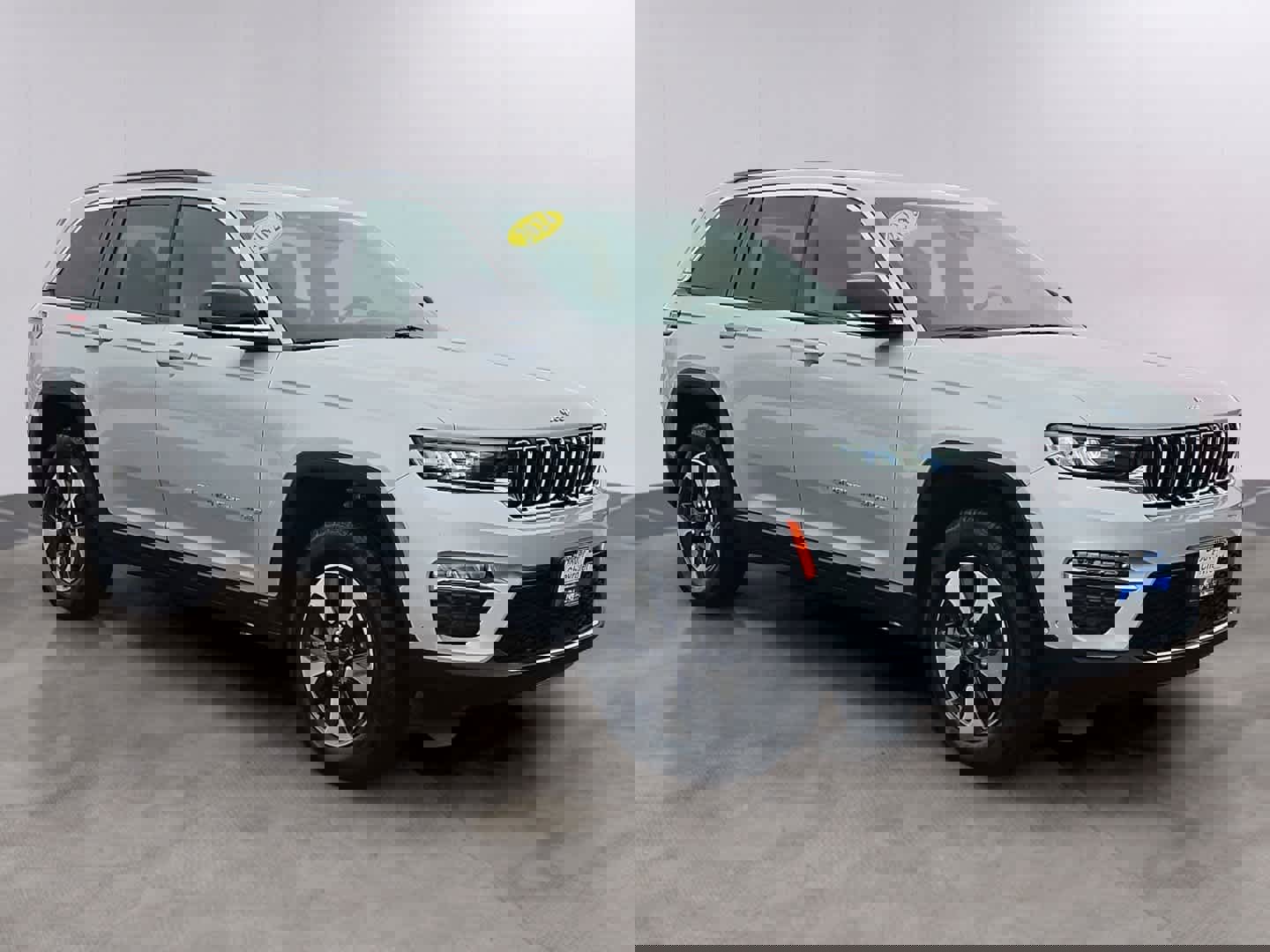 Used 2024 Jeep Grand Cherokee Limited 4xe w/ Luxury Tech Group II image 3