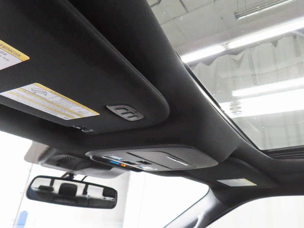 Used 2025 Ford F150 Platinum w/ FX4 Off-Road Package image 25