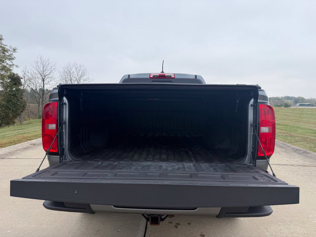 Used 2019 Chevrolet Colorado LT w/ LT Convenience Package RWD image 7