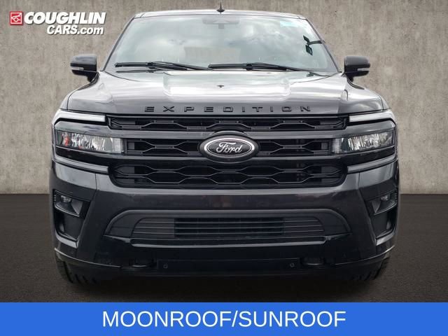 Used 2023 Ford Expedition Max Limited image 3