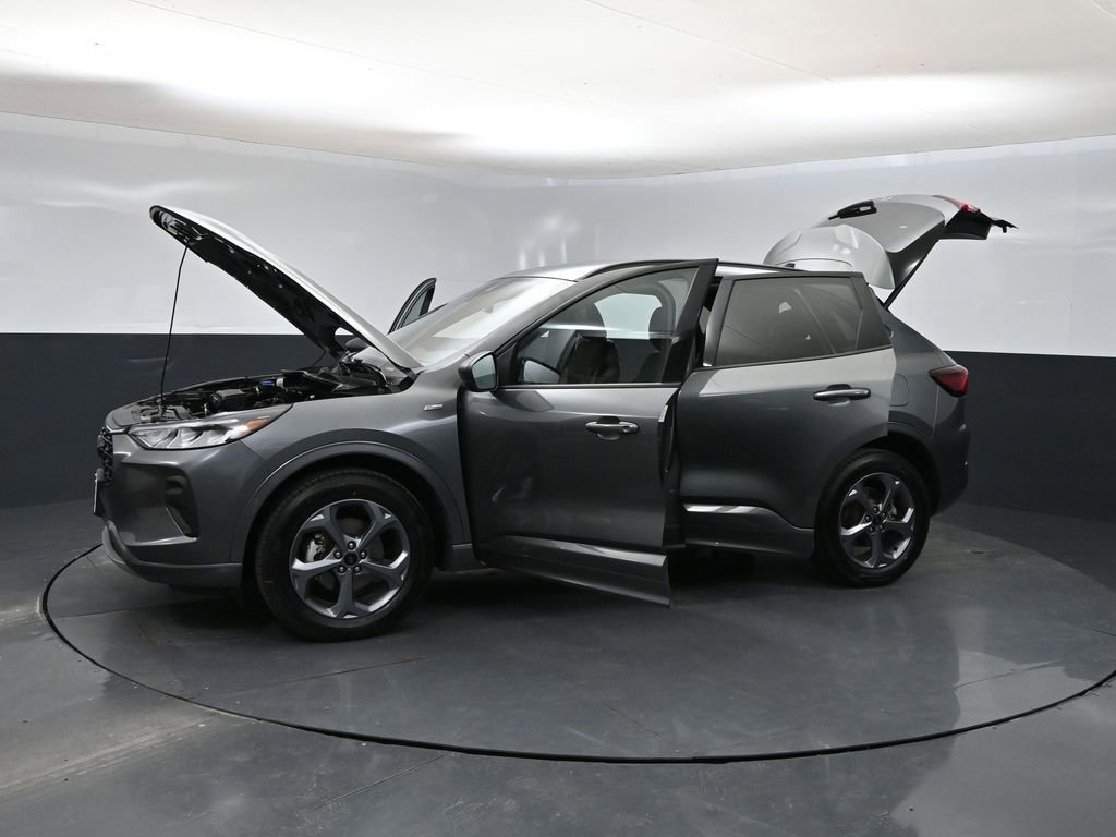 Used 2023 Ford Escape ST-Line image 45