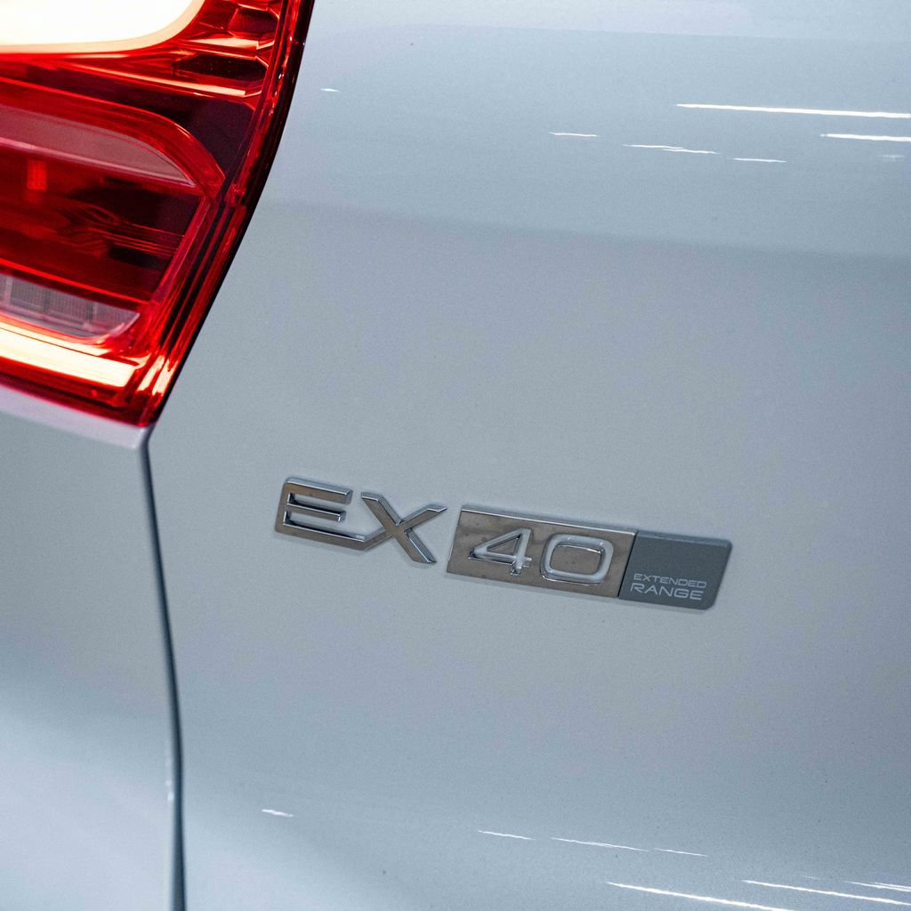 New 2026 Volvo EX40 Plus w/ Climate Package RWD image 5