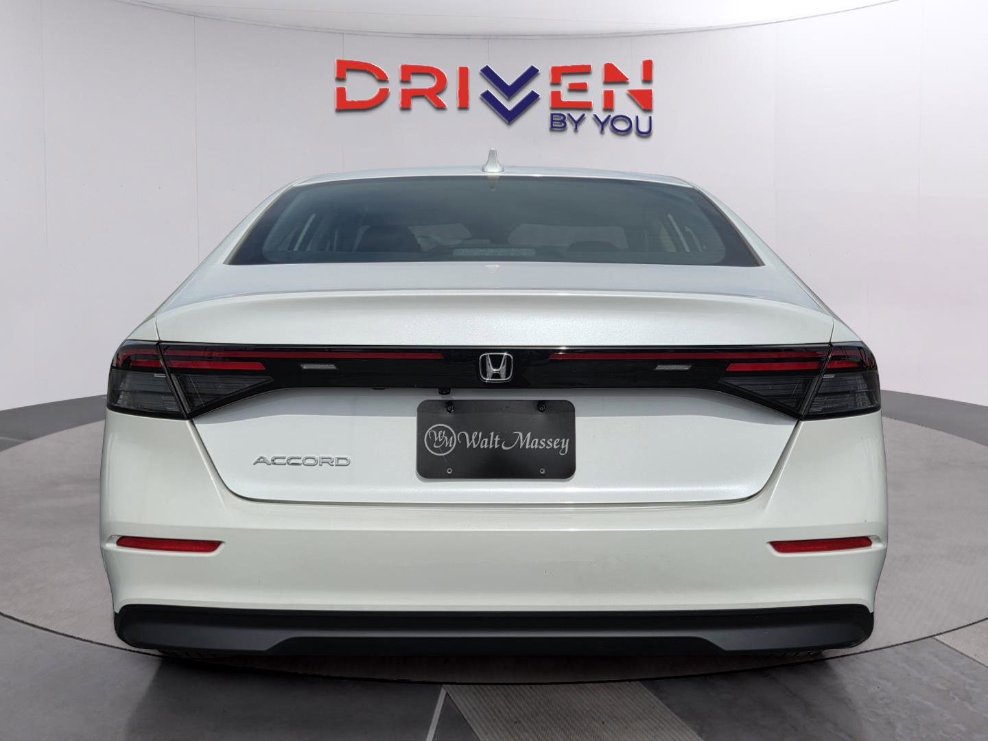 Used 2023 Honda Accord LX image 4