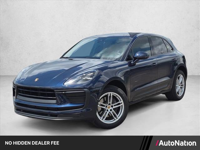 Used 2022 Porsche Macan AWD/4WD image 1