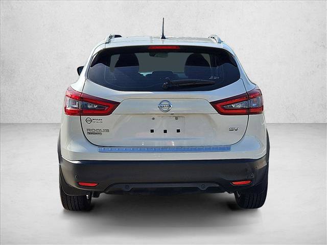 Used 2020 Nissan Rogue Sport SV FWD image 6