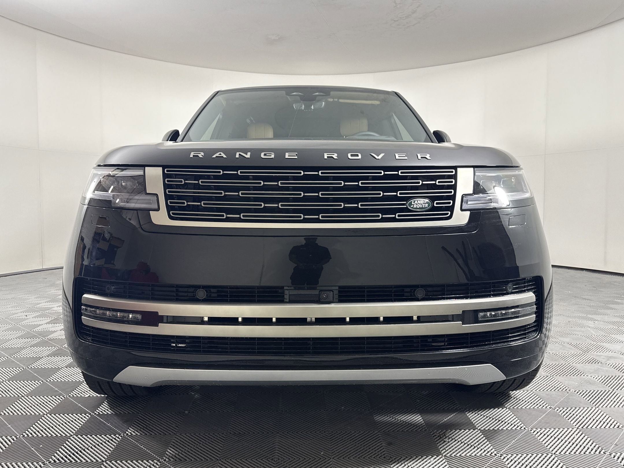 New 2026 Land Rover Range Rover SE AWD/4WD image 6