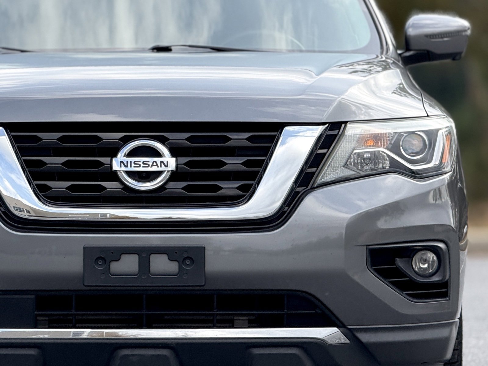 Used 2018 Nissan Pathfinder Platinum image 14