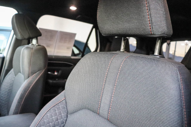Used 2024 Honda Pilot Sport image 25