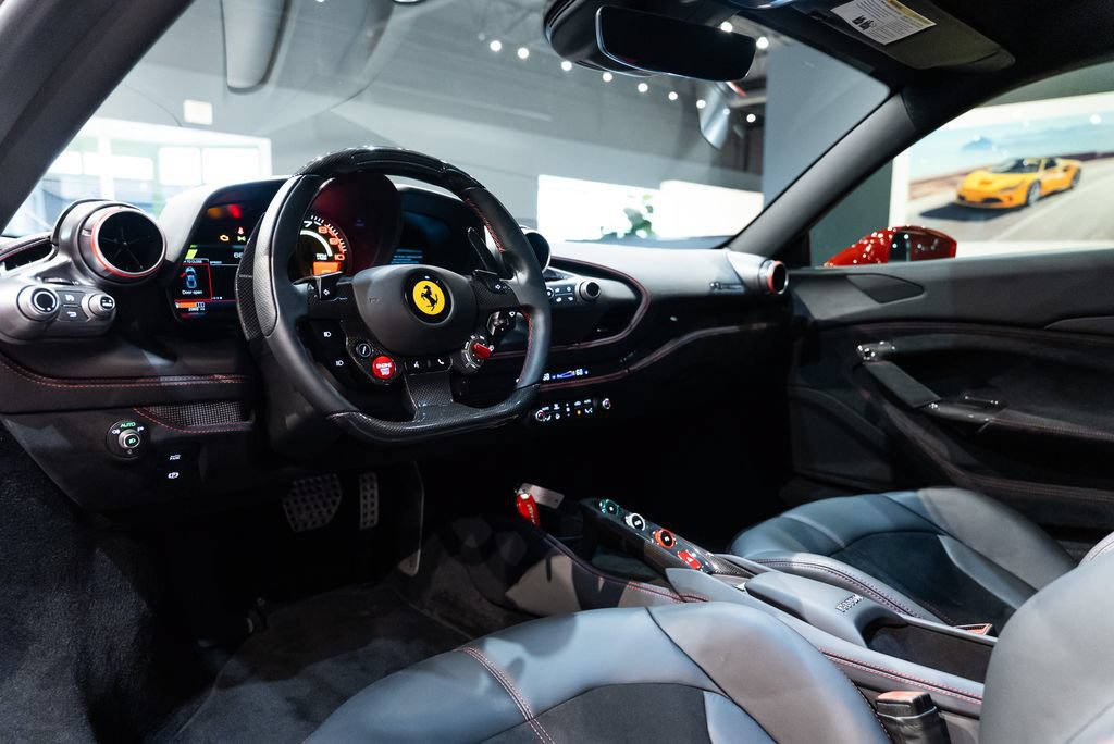 Certified 2021 Ferrari F8 Tributo RWD image 27