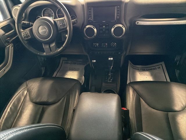 Used 2017 Jeep Wrangler Unlimited Rubicon w/ Connectivity Group image 13