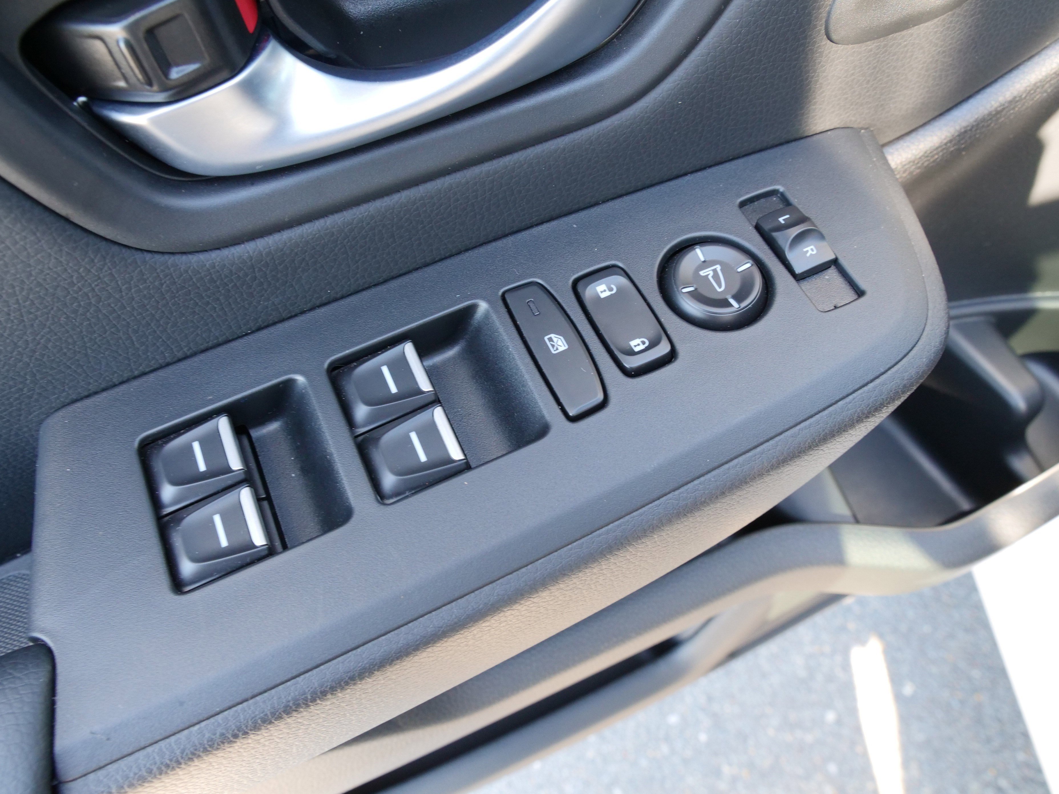 Used 2025 Honda Pilot Touring image 19