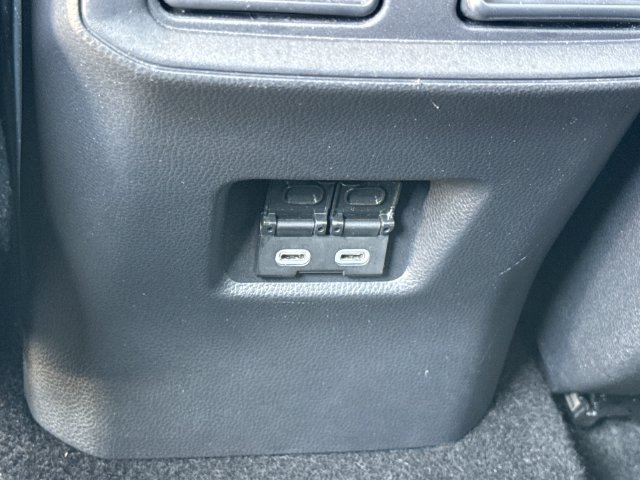 Used 2025 Toyota RAV4 XLE FWD image 11