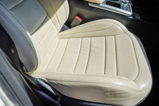 Used 2015 Mercedes-Benz ML 63 AMG 4MATIC image 21