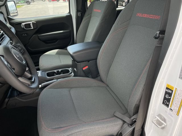 Used 2026 Jeep Wrangler Unlimited Rubicon AWD/4WD image 11