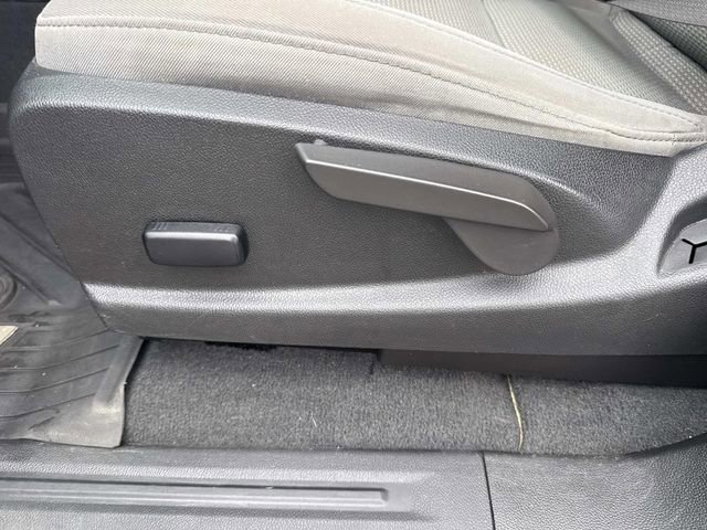 Used 2022 Chevrolet Colorado W/T w/ Custom Special Edition image 18