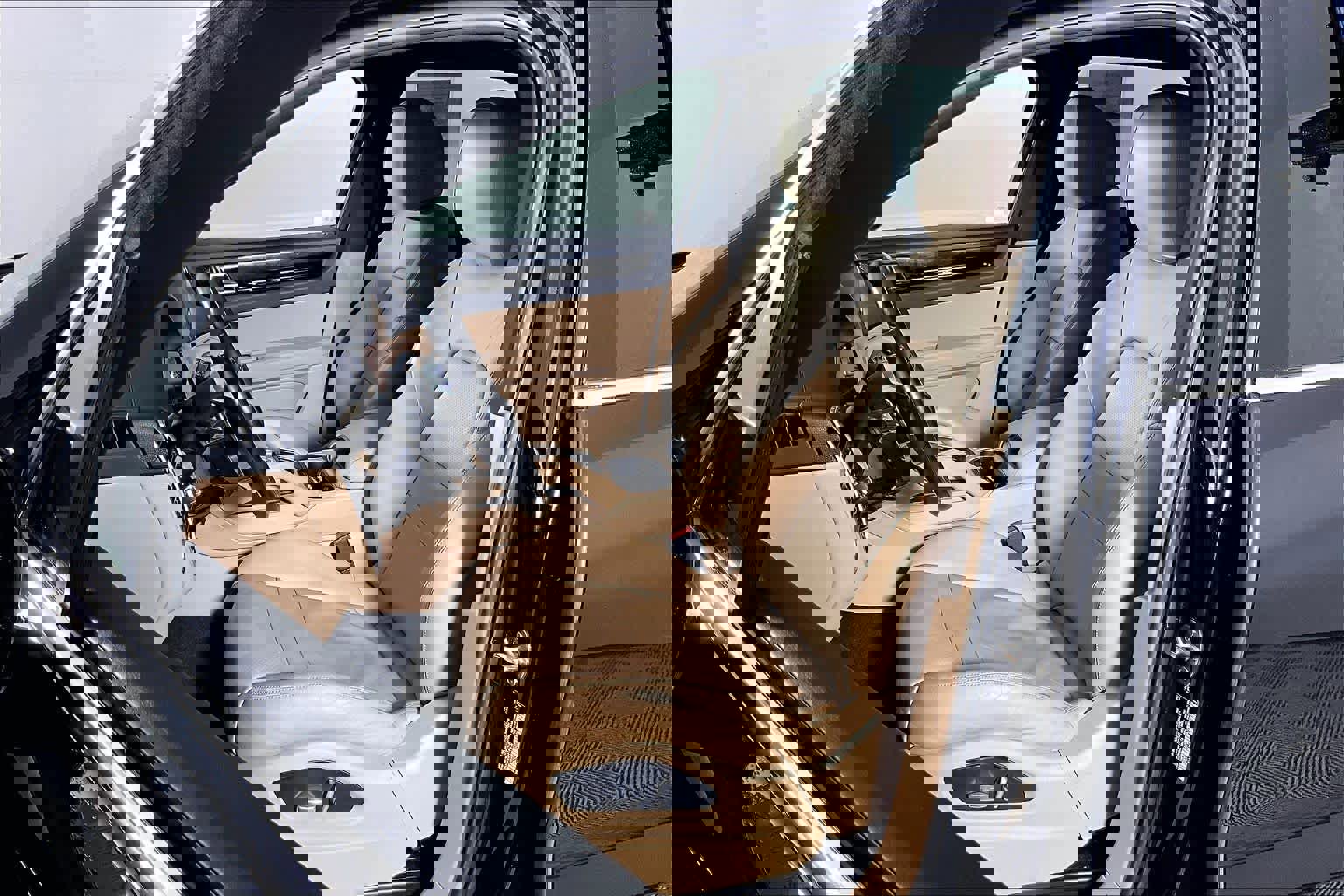 Used 2019 Porsche Cayenne S image 7