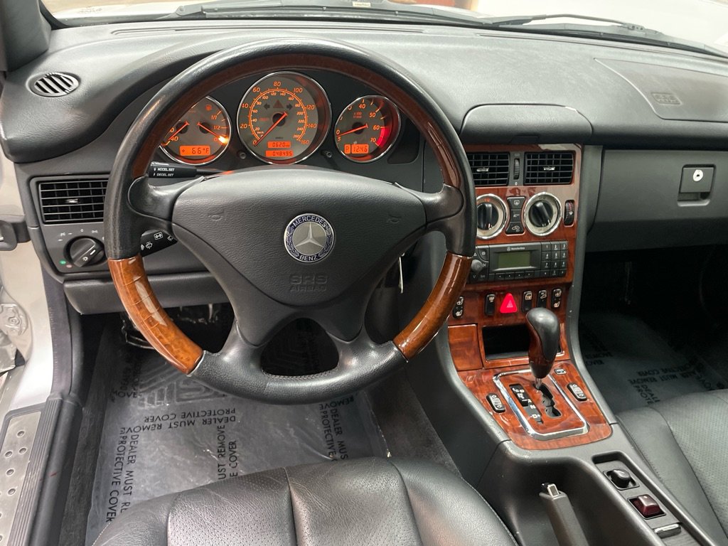 Used 2004 Mercedes-Benz SLK 320 image 25
