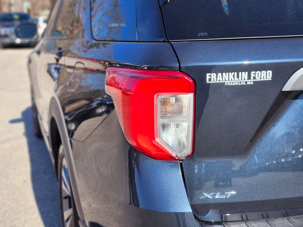 Certified 2022 Ford Explorer XLT w/ Equipment Group 202A image 9