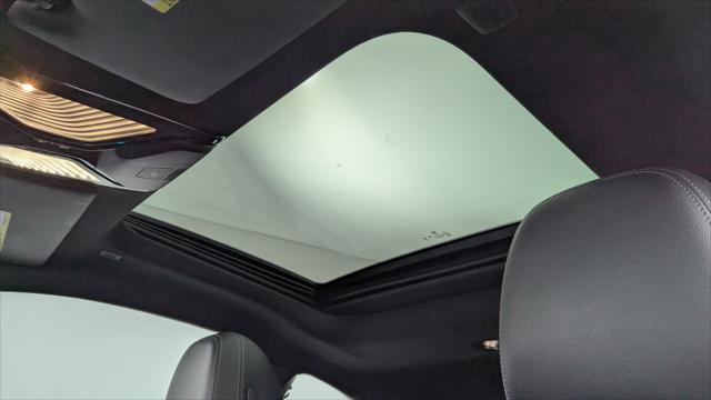 Used 2024 BMW 230i Coupe RWD image 24