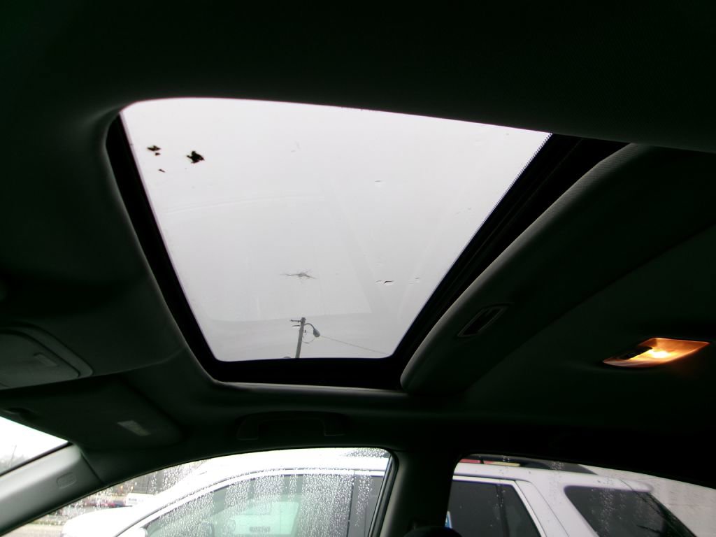 Used 2010 Honda CR-V EX image 8