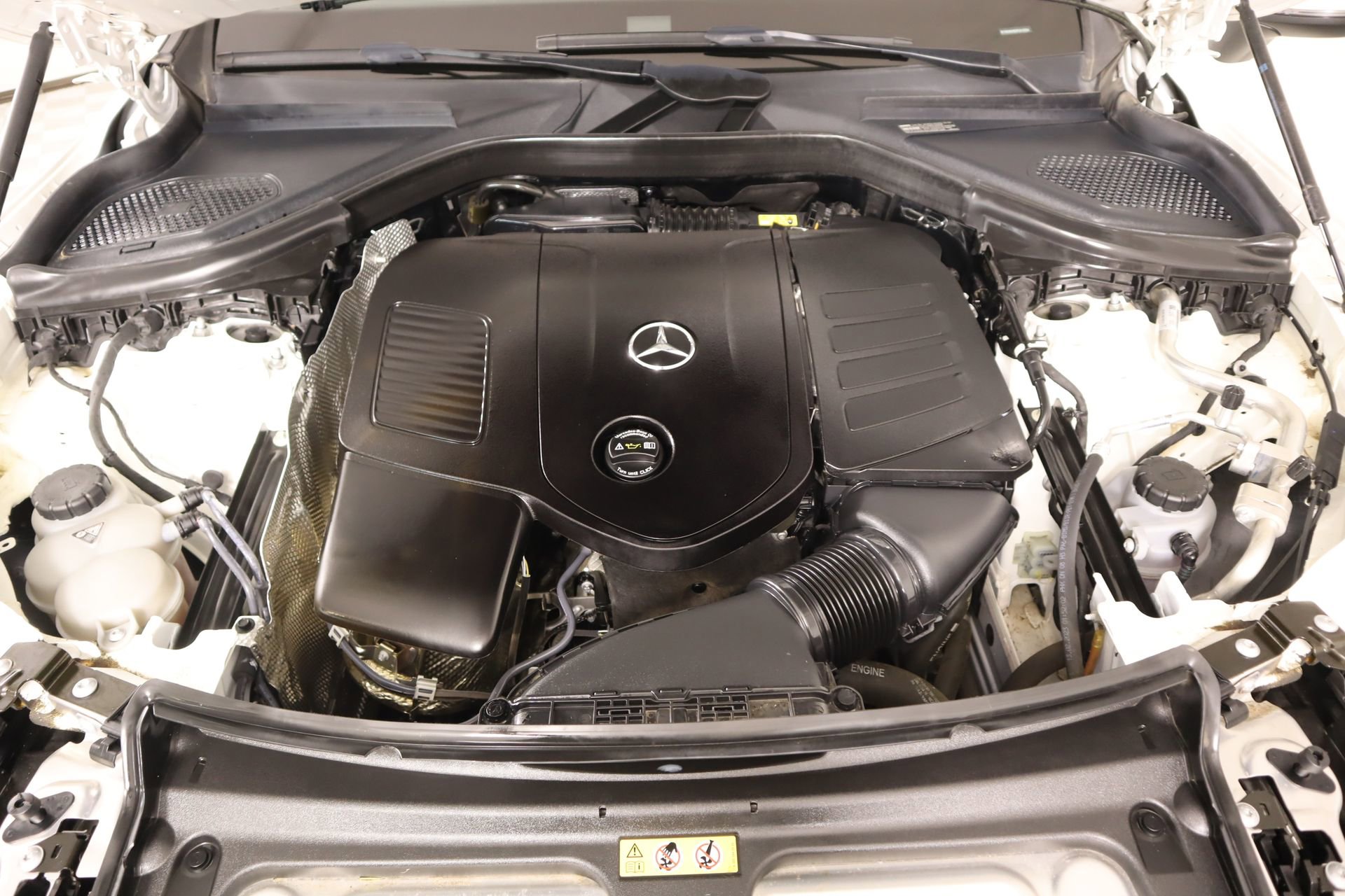 Used 2023 Mercedes-Benz GLC 300 4MATIC image 19