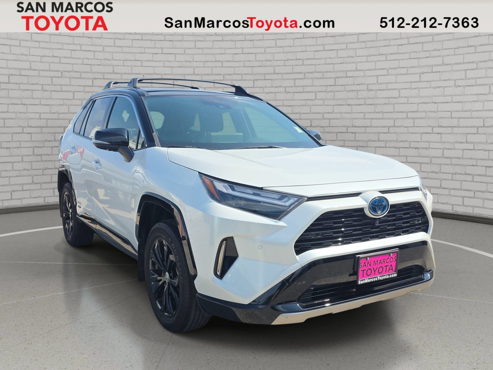 Used 2024 Toyota RAV4 XSE w/ Advanced Technology Package AWD/4WD image 3