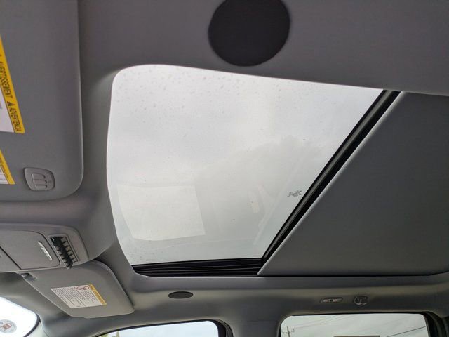 New 2026 Ford F250 Lariat w/ Black Appearance Package image 22