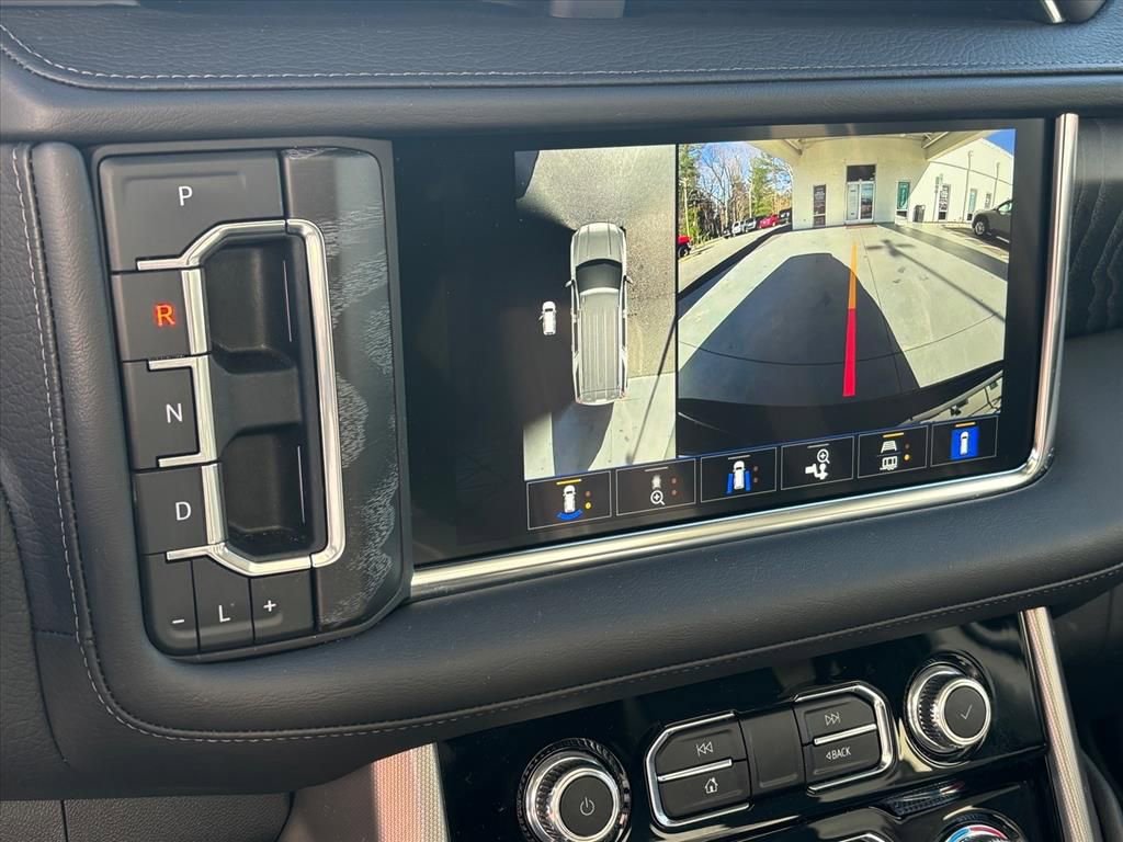 Used 2023 GMC Yukon Denali image 6