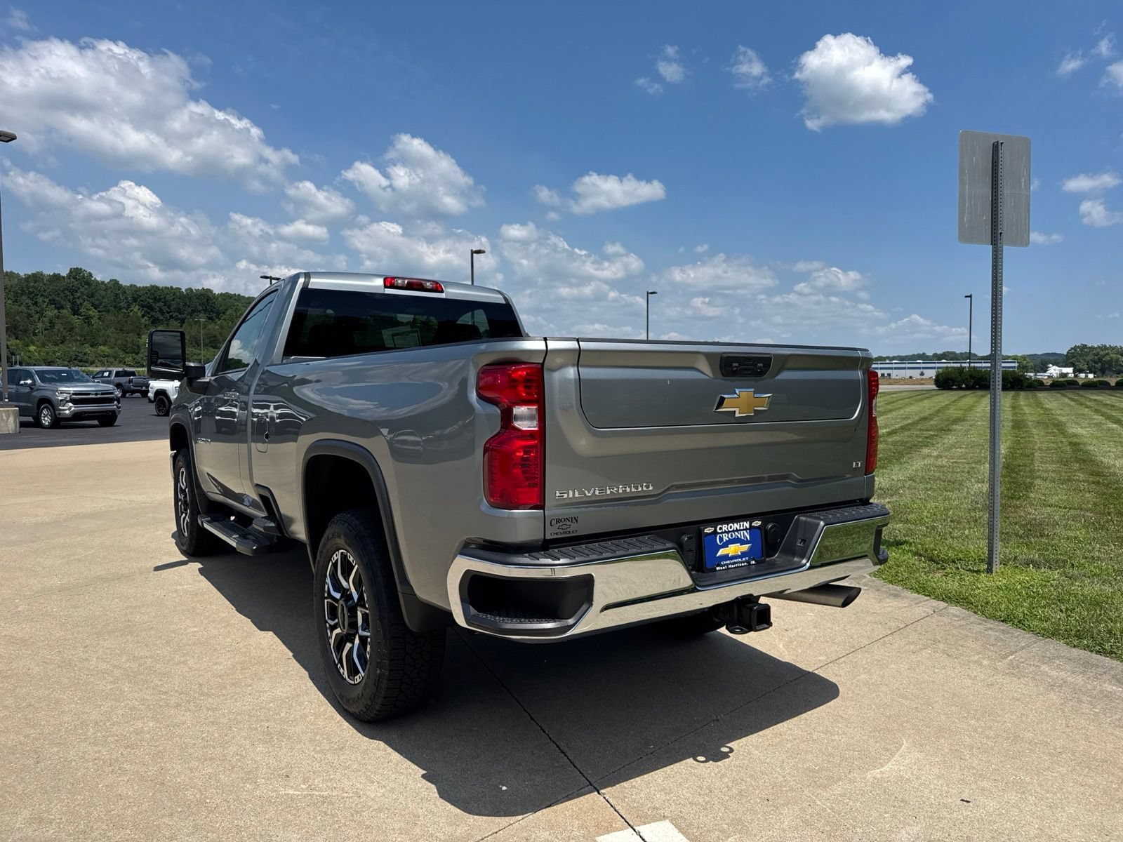 Used 2024 Chevrolet Silverado 2500 LT w/ Convenience Package AWD/4WD image 12
