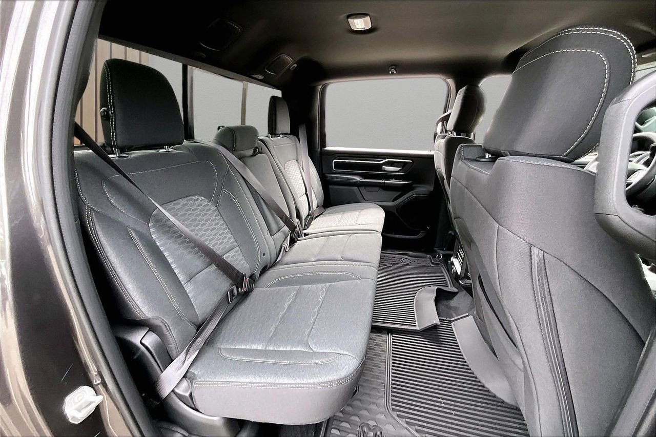 New 2026 RAM 1500 4x4 Crew Cab image 21