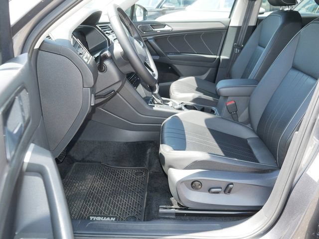Certified 2024 Volkswagen Tiguan SE AWD/4WD image 13