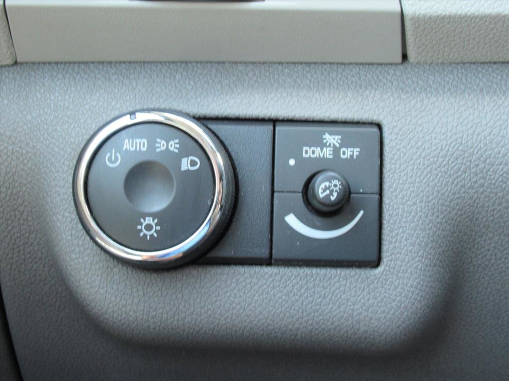 Used 2012 Chevrolet Traverse LS FWD image 20