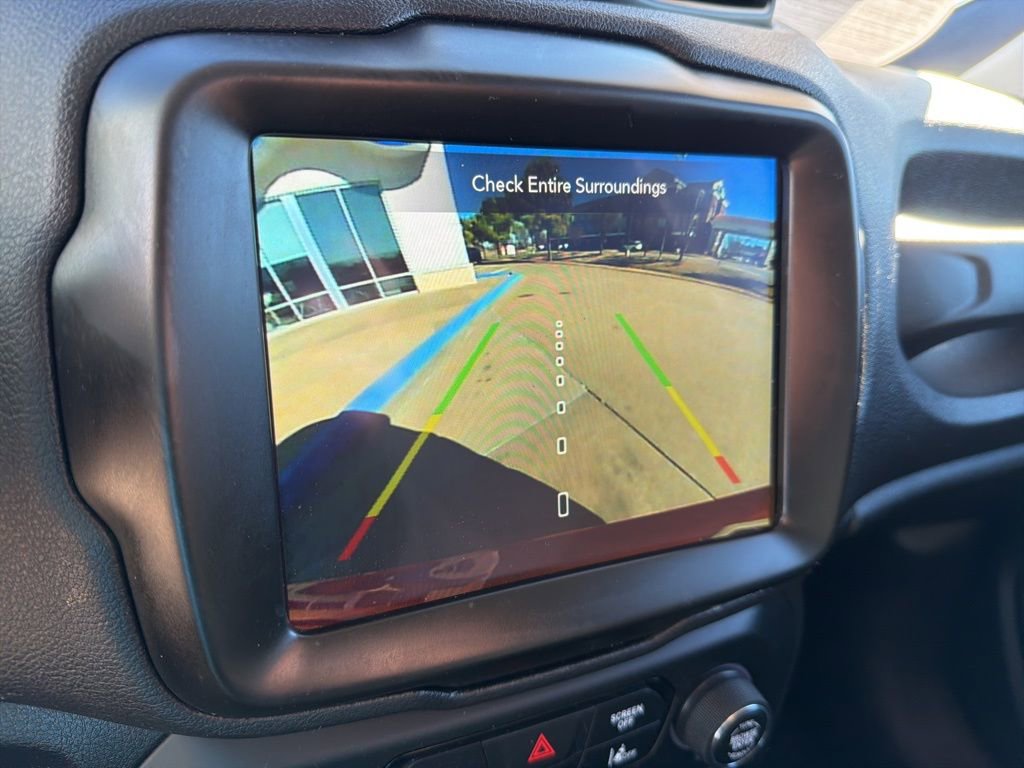 Used 2023 Jeep Renegade Latitude image 20