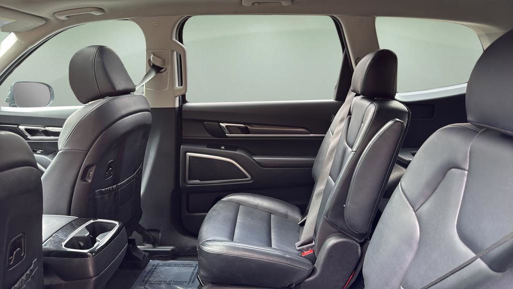 Used 2024 Kia Telluride S w/ S Sunroof Package image 16