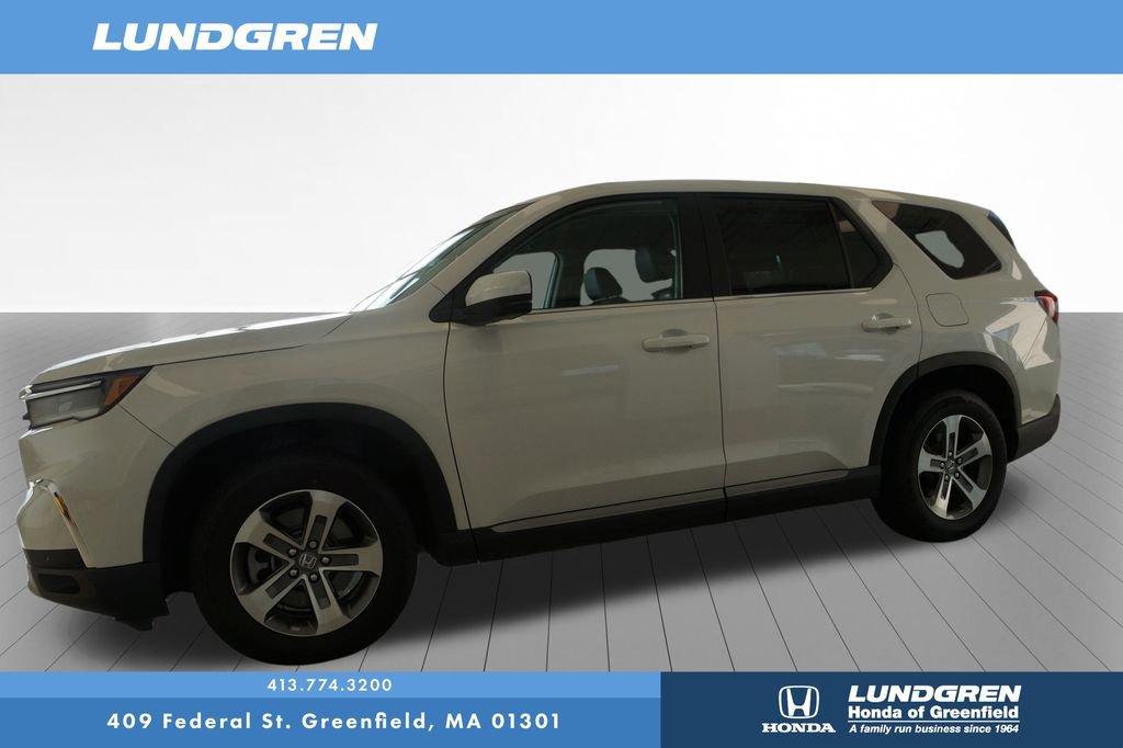 Used 2025 Honda Pilot EX-L image 4