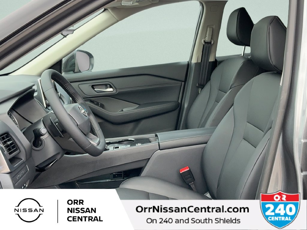 New 2027 Nissan Rogue Dark Armor FWD image 17
