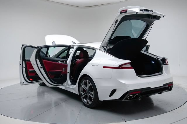 Used 2020 Kia Stinger GT1 RWD image 19