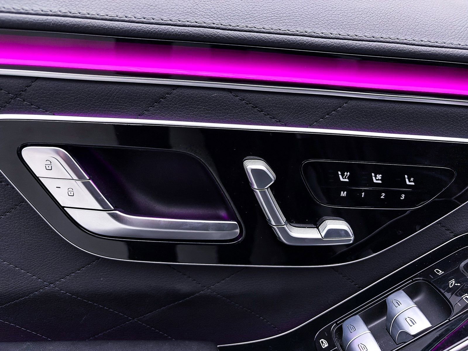 Used 2024 Mercedes-Benz S 580 4MATIC Sedan image 20