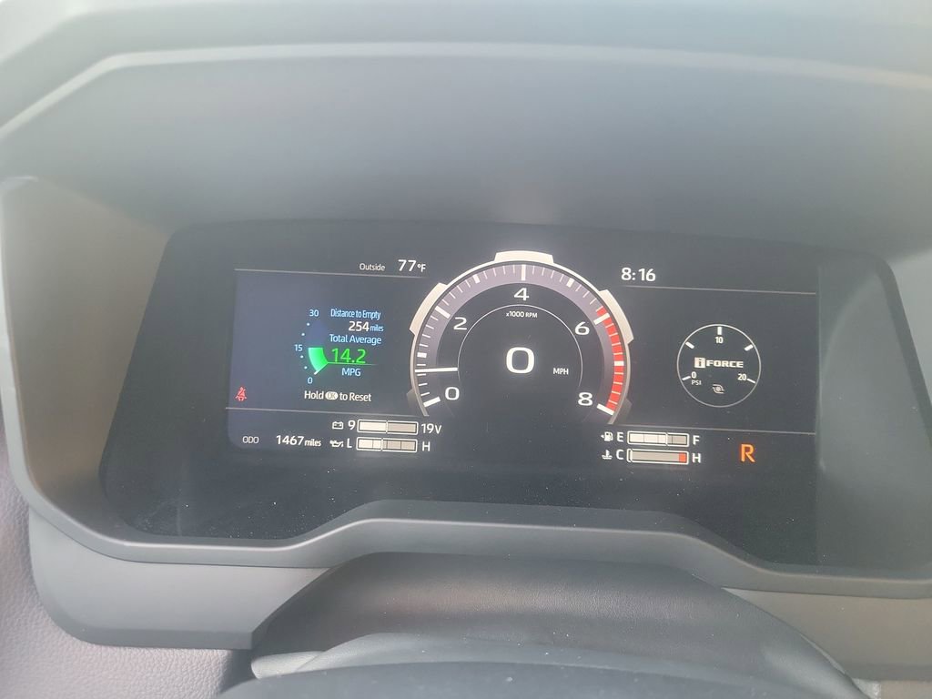 Used 2025 Toyota Tundra Limited image 33