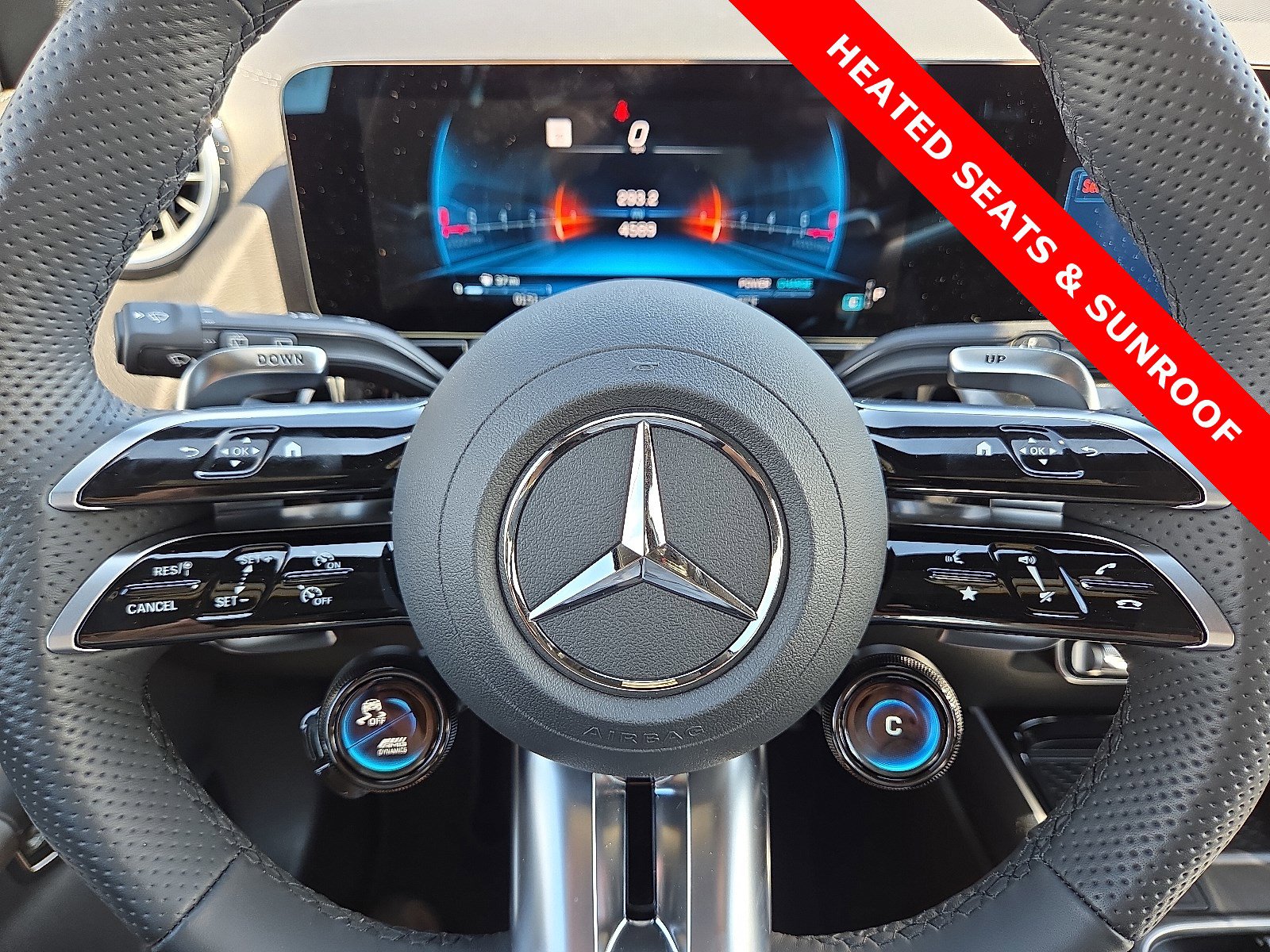 Used 2025 Mercedes-Benz GLA 35 AMG 4MATIC image 24